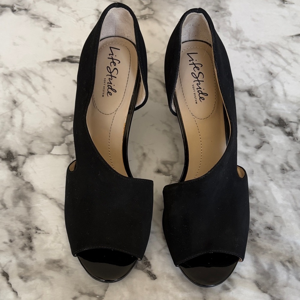 Life Stride Elegant Black Open Toe Heels